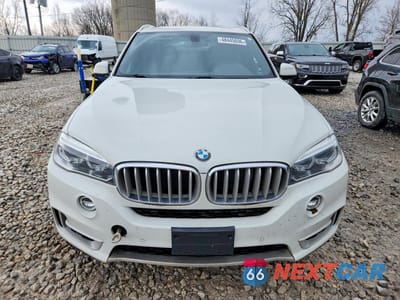 Piąte zdjęcie samochodu w środku: 2018 BMW X5 XDRIVE35I VIN:5UXKR0C54JL074672 - miniatura