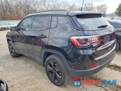 Drugie zdjęcie samochodu z przodu: 2021 JEEP COMPASS LATITUDE VIN:3C4NJDBBXMT599569 - miniatura