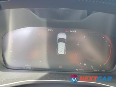 Zdjęcie 9 z 13 samochodu: 2019 VOLVO XC40 T5 MOMENTUM VIN:YV4162UK0K2120492 - miniatura