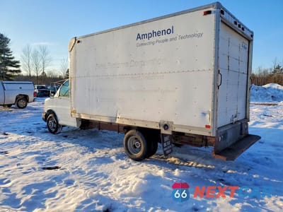 Drugie zdjęcie samochodu z przodu: 2005 GMC SAVANA BOX TRUCK VIN:1GDJG31U151161733 - miniatura