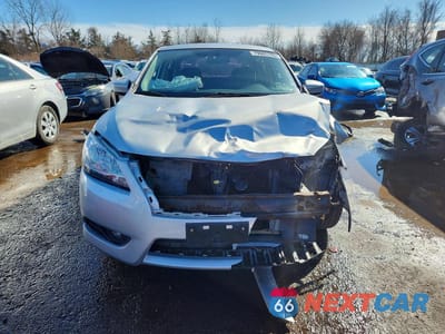 Piąte zdjęcie samochodu w środku: 2013 NISSAN SENTRA S VIN:3N1AB7AP7DL679358 - miniatura