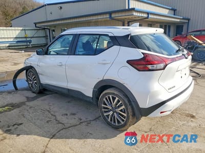 Drugie zdjęcie samochodu z przodu: 2023 NISSAN KICKS SV VIN:3N1CP5CV3PL554145 - miniatura