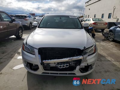 Piąte zdjęcie samochodu w środku: 2010 AUDI Q5 PREMIUM PLUS VIN:WA1LKAFPXAA085288 - miniatura