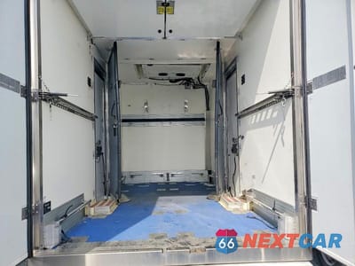 Zdjęcie 10 z 13 samochodu: 2020 FORD TRANSIT DELIVERY VAN VIN:1FDBW5Z83LKB80334 - miniatura