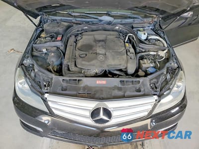 Zdjęcie 11 z 11 samochodu: 2013 MERCEDES-BENZ C 300 4MATIC VIN:WDDGF8AB1DR259129 - miniatura
