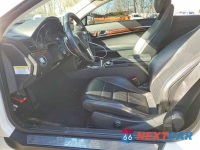 Zdjęcie 7 z 11 samochodu: 2013 MERCEDES-BENZ E 350 VIN:WDDKJ5KB2DF214496 - miniatura