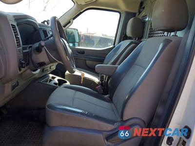 Zdjęcie 7 z 14 samochodu: 2013 NISSAN NV 1500 S VIN:1N6BF0KL6DN114010 - miniatura