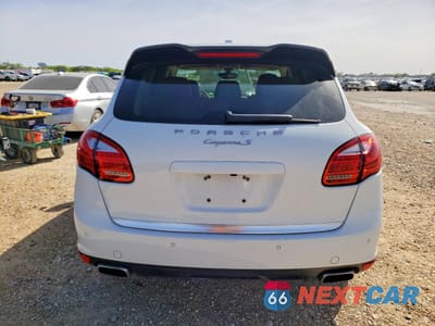 Zdjęcie 6 z 13 samochodu: 2014 PORSCHE CAYENNE S HYBRID VIN:WP1AE2A25ELA50348 - miniatura