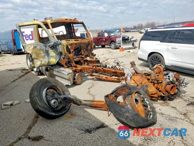 Czwarte zdjęcie samochodu z boku: 2025 INTERNATIONAL LT62F SEMI TRUCK VIN:3HSDZTZR5SN277741 - miniatura