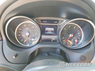 Zdjęcie 9 z 12 samochodu: 2018 MERCEDES-BENZ CLA 250 VIN:WDDSJ4EB1JN678502 - miniatura