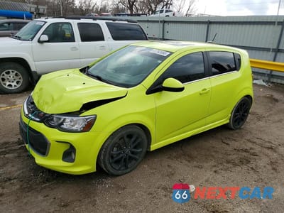 2019 CHEVROLET SONIC PREMIER 1G1JF6SB8K4103837 - główne zdjęcie licytacji z USA - miniatura