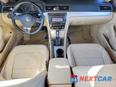 Zdjęcie 8 z 12 samochodu: 2013 VOLKSWAGEN PASSAT SE VIN:1VWBN7A30DC128803 - miniatura