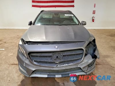 Piąte zdjęcie samochodu w środku: 2015 MERCEDES-BENZ GLA 250 4MATIC VIN:WDCTG4GB2FJ059622 - miniatura