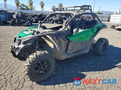 Drugie zdjęcie samochodu z przodu: 2019 CAN-AM MAVERICK X3 UTILITY VEHICLE VIN:3JBVGAY21KK000200 - miniatura