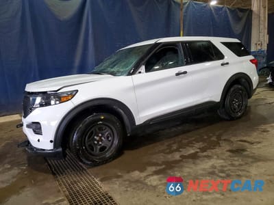 2024 FORD EXPLORER POLICE INTERCEPTOR 1FM5K8AB3RGA74284 - główne zdjęcie licytacji z USA - miniatura
