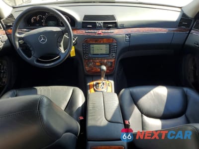 Zdjęcie 8 z 13 samochodu: 2005 MERCEDES-BENZ S 500 4MATIC VIN:WDBNG84J25A457783 - miniatura