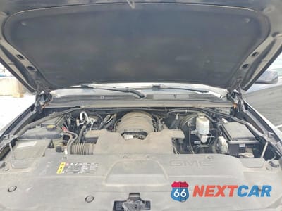 Zdjęcie 12 z 12 samochodu: 2018 GMC YUKON XL DENALI VIN:1GKS2HKJ6JR393592 - miniatura