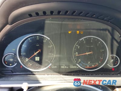 Zdjęcie 9 z 13 samochodu: 2015 BMW 750 LXI VIN:WBAYF8C57FD654550 - miniatura