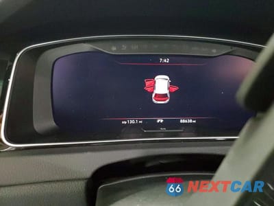 Zdjęcie 9 z 12 samochodu: 2019 VOLKSWAGEN GOLF R VIN:WVWVA7AU5KW191766 - miniatura