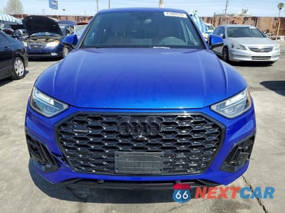 Piąte zdjęcie samochodu w środku: 2024 AUDI Q5 SPORTBACK PRM PLS 45 VIN:WA15AAFYXR2138436 - miniatura