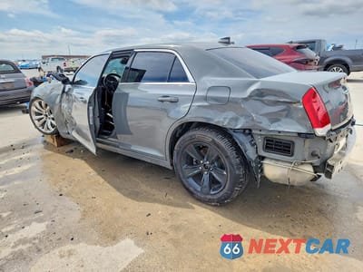 Drugie zdjęcie samochodu z przodu: 2019 CHRYSLER 300 TOURING VIN:2C3CCAAG2KH548932 - miniatura