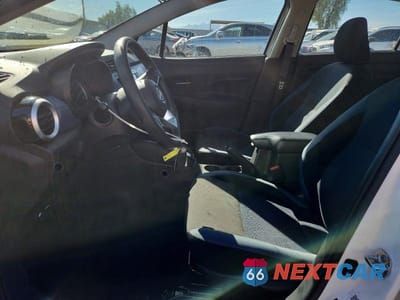 Zdjęcie 7 z 12 samochodu: 2025 NISSAN VERSA SV VIN:3N1CN8EV4SL867296 - miniatura