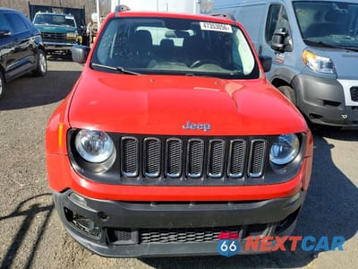 Piąte zdjęcie samochodu w środku: 2016 JEEP RENEGADE SPORT VIN:ZACCJBAT5GPD89575 - miniatura