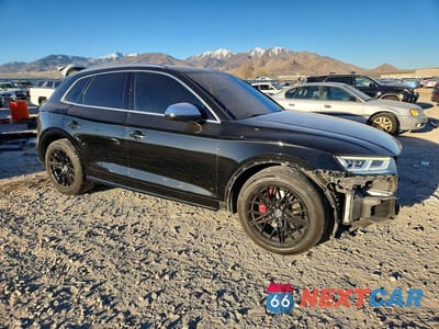 Czwarte zdjęcie samochodu z boku: 2020 AUDI SQ5 PREMIUM PLUS VIN:WA1B4AFY4L2039628 - miniatura