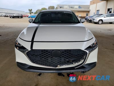 Piąte zdjęcie samochodu w środku: 2021 MAZDA 3 SELECT VIN:3MZBPABL1MM200984 - miniatura