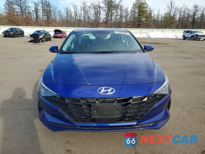 Piąte zdjęcie samochodu w środku: 2023 HYUNDAI ELANTRA SEL VIN:5NPLS4AG4PH098845 - miniatura