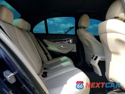 Zdjęcie 10 z 11 samochodu: 2017 MERCEDES-BENZ E 300 4MATIC VIN:WDDZF4KB8HA225712 - miniatura