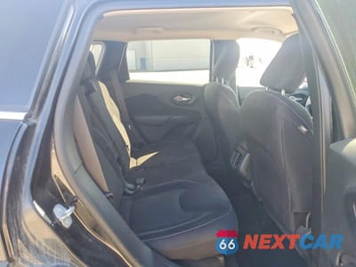 Zdjęcie 11 z 12 samochodu: 2015 JEEP CHEROKEE LATITUDE VIN:1C4PJMCB5FW755702 - miniatura