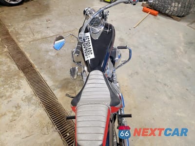 Zdjęcie 6 z 10 samochodu: 2012 HONDA VT1300 CR VIN:JH2SC6601CK200301 - miniatura