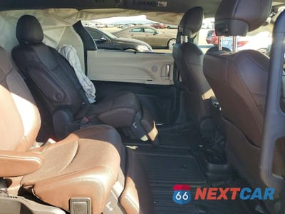 Zdjęcie 11 z 13 samochodu: 2023 TOYOTA SIENNA PLATINUM 7-PASSENGER VIN:5TDESKFC4PS099636 - miniatura