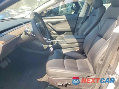 Zdjęcie 7 z 11 samochodu: 2023 TESLA MODEL 3 VIN:5YJ3E1EB8PF479052 - miniatura
