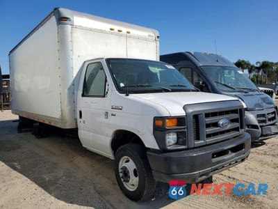 Czwarte zdjęcie samochodu z boku: 2014 FORD E350 BOX TRUCK VIN:1FDWE3FL9EDA61244 - miniatura
