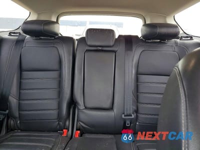 Zdjęcie 10 z 12 samochodu: 2019 FORD ESCAPE TITANIUM VIN:1FMCU9J98KUA96325 - miniatura