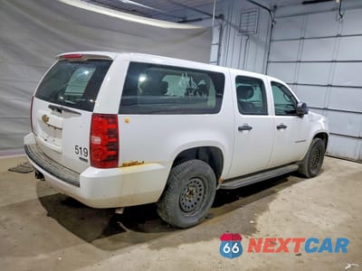 Trzecie zdjęcie samochodu z tyłu: 2011 CHEVROLET SUBURBAN C1500 VIN:1GNSC5E08BR301790 - miniatura