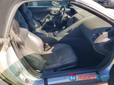Zdjęcie 10 z 12 samochodu: 2015 JAGUAR F-TYPE V8 S VIN:SAJWA6GL8FMK13677 - miniatura