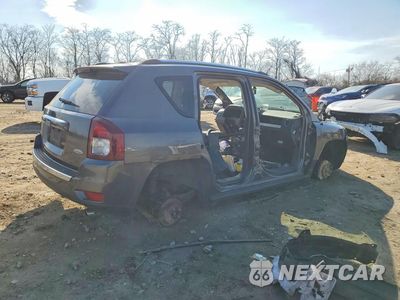 Trzecie zdjęcie samochodu z tyłu: 2016 JEEP COMPASS LATITUDE VIN:1C4NJDEB9GD559389 - miniatura