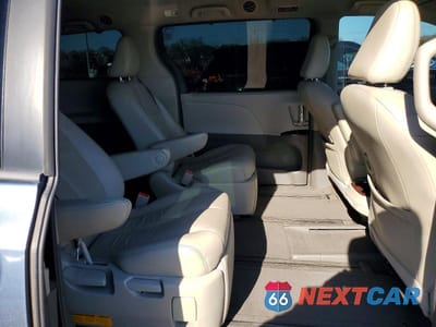 Zdjęcie 11 z 12 samochodu: 2013 TOYOTA SIENNA VIN:5TDDK3DC4DS056334 - miniatura