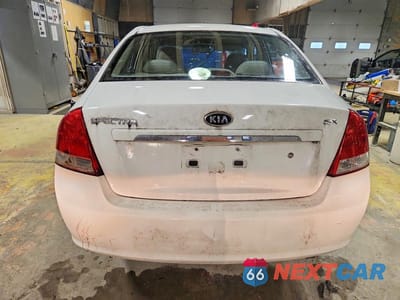 Zdjęcie 6 z 12 samochodu: 2007 KIA SPECTRA LX VIN:KNAFE121X75446786 - miniatura