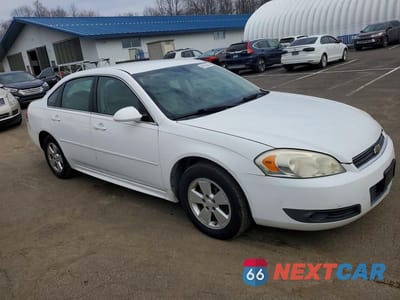 Czwarte zdjęcie samochodu z boku: 2010 CHEVROLET IMPALA LT VIN:2G1WB5EK3A1156463 - miniatura
