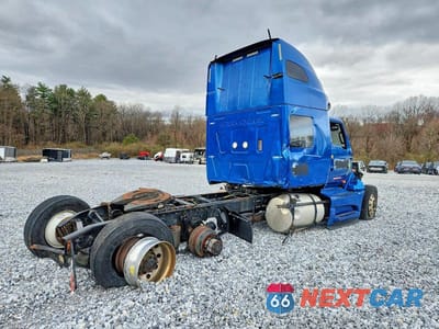 Czwarte zdjęcie samochodu z boku: 2019 INTERNATIONAL LT625 - SEMI TRUCK VIN:3HSDZAPR9KN533936 - miniatura