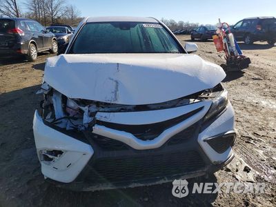 Piąte zdjęcie samochodu w środku: 2022 TOYOTA CAMRY SE VIN:4T1G11AK3NU055779 - miniatura