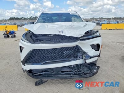 Piąte zdjęcie samochodu w środku: 2025 BUICK ENCLAVE SPORT TOURING VIN:5GAERBRS0SJ149812 - miniatura