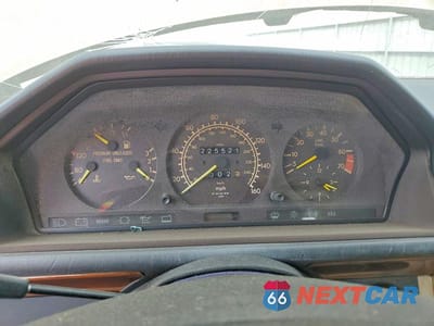 Zdjęcie 9 z 11 samochodu: 1992 MERCEDES-BENZ 300 E VIN:WDBEA30EXNB604004 - miniatura