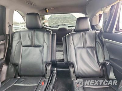 Zdjęcie 10 z 12 samochodu: 2018 TOYOTA HIGHLANDER SE VIN:5TDJZRFH3JS499340 - miniatura