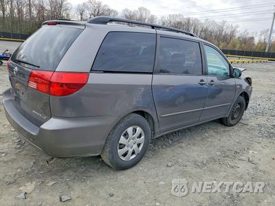 Trzecie zdjęcie samochodu z tyłu: 2004 TOYOTA SIENNA LE 8 PASSENGER VIN:5TDZA23C34S111506 - miniatura