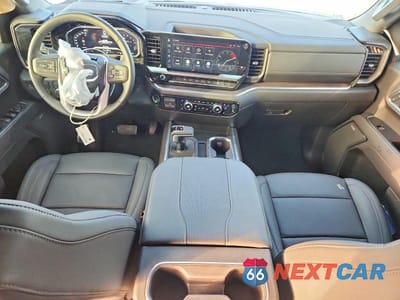 Zdjęcie 8 z 13 samochodu: 2026 GMC SIERRA C1500 SLT VIN:1GTPHDED3TZ225006 - miniatura